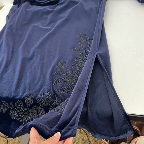 Vintage TR Bentley Navy Velvet Maxi Dress Large Floral Beaded Detail Side Slit - Picture 5 of 14